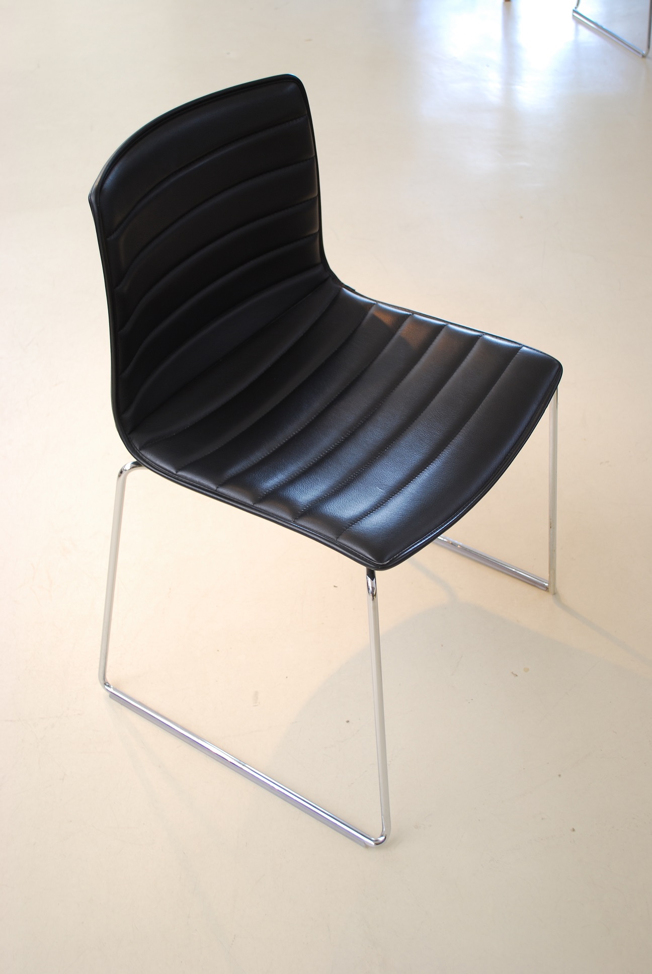 培训家具|布面培训椅|办公家具|设计师家具|Catifa 46 培训椅